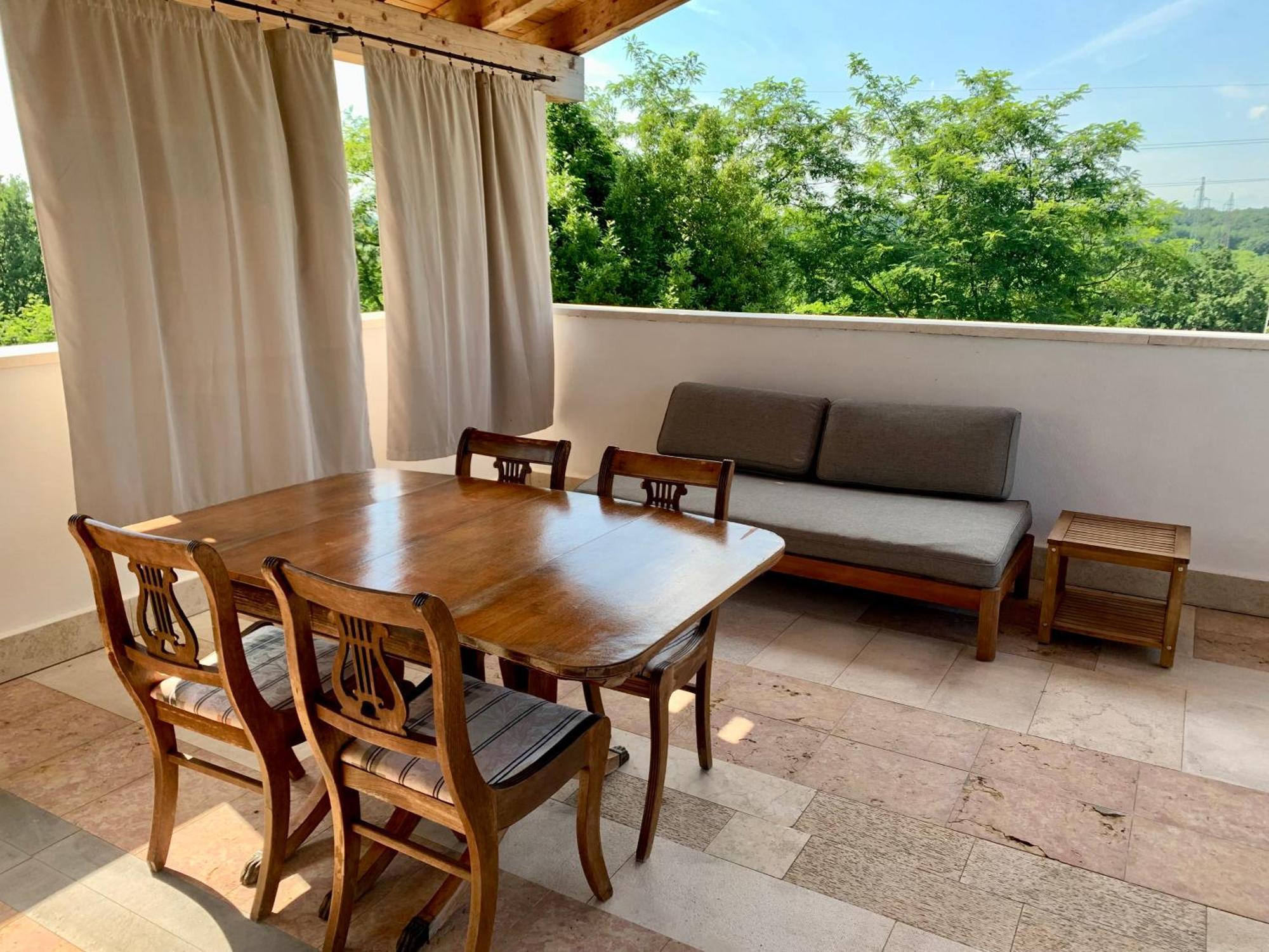 Grant'S Villa ลาบิน ภายนอก รูปภาพ